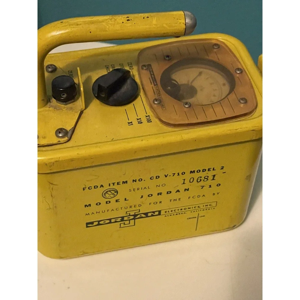 Radiation Detection Survey Meter - Jordan Electronics - CDV-710 Model 2 (24)